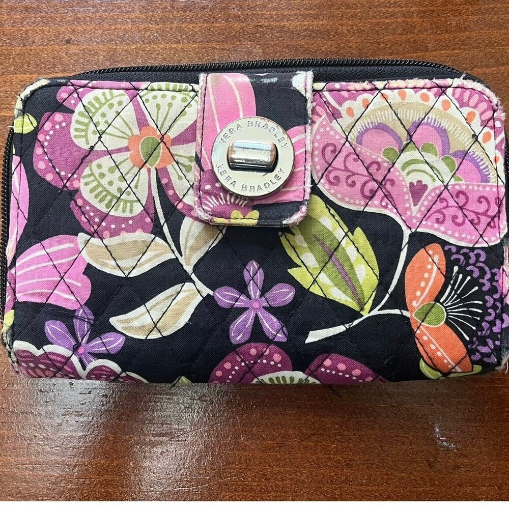 Vera Bradley Turnlock Quilted Wallet Black Pink Floral Zip Organizer Clutch